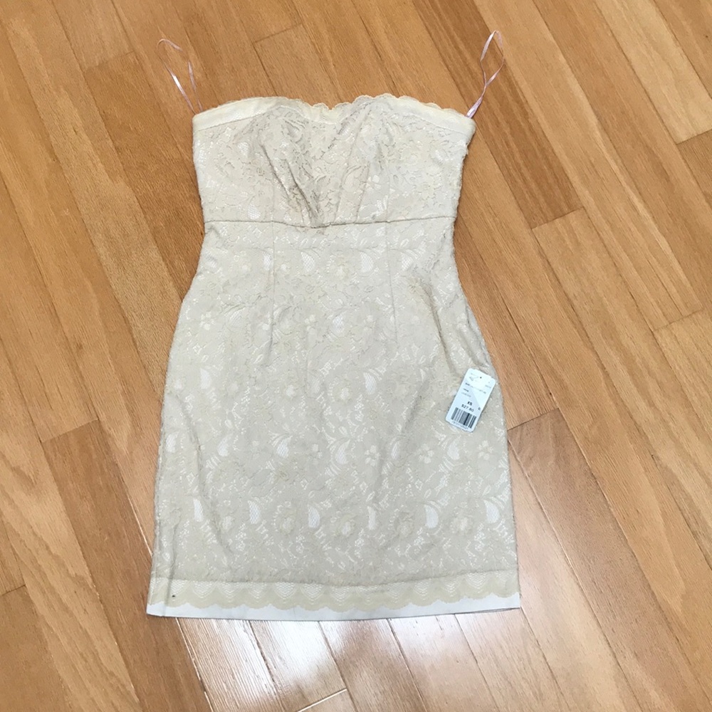 NWT Forever 21 Ivory Lace Strapless Dress, Size XS